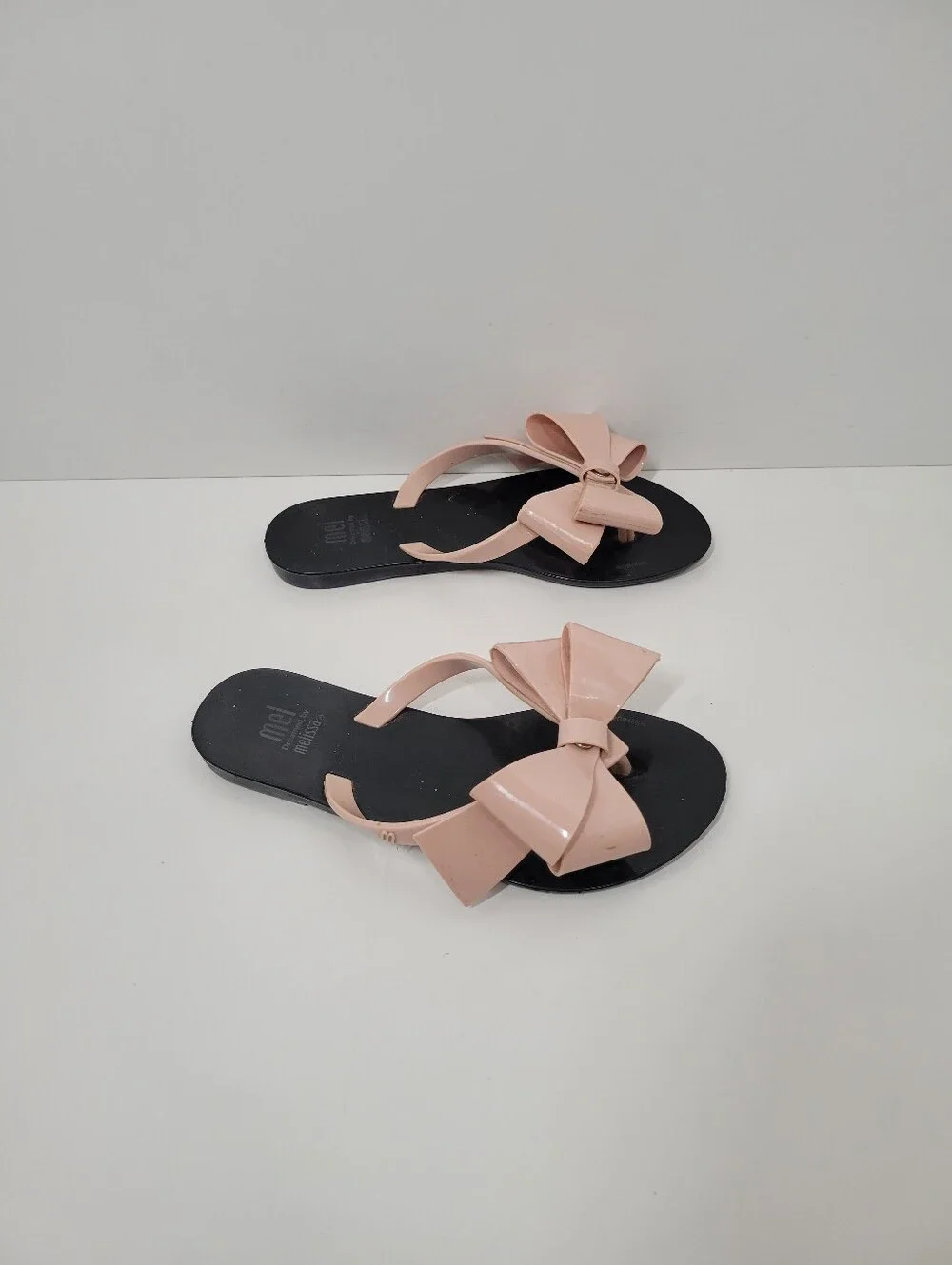 Mini Mel Dreamed by Melissa Black Blush Pink Bow Flip Flop Sandals Girl Size 1